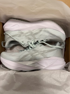 Imagen 1 de Tracy sobre Asics - Women's Novablast 5 - Zapatillas para correr