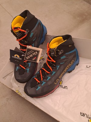 Imagen 1 de Arnela sobre La Sportiva - Aequilibrium Hike GTX - Botas de trekking