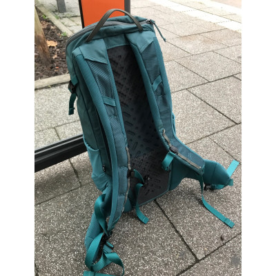 Imagen 4 de Christin sobre Patagonia - Nine Trails Pack 20 - Mochila de senderismo