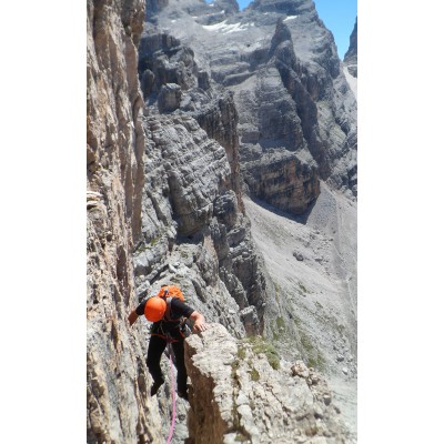 Imagen 1 de Aaron sobre Petzl - Sirocco - Casco de escalada