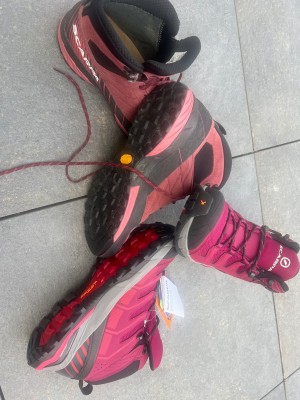 Imagen 1 de Kerstin sobre Scarpa - Women's Maverick Mid GTX - Botas de trekking