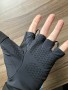 Imagen 2 de Erwin sobre Stoic - VittangiSt. Softshell Half Finger - Guantes